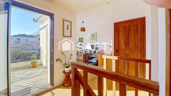 Maison au coeur du quartier Des Guilands,  avec terrasses et jardin