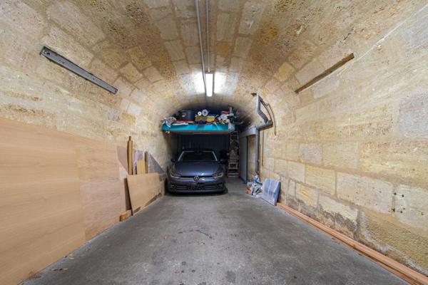 Bordeaux Chartrons – Maison atypique avec terrasse, ascenseur et double garage