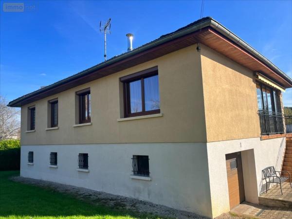 Maison individuelle à vendre à Vesoul en Haute-Saône (70000), ref : 1090016