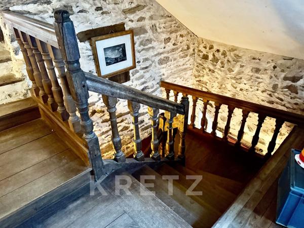 Petit Manoir du XVIe siècle dépendances et parc de près d’1ha en Haut Anjou