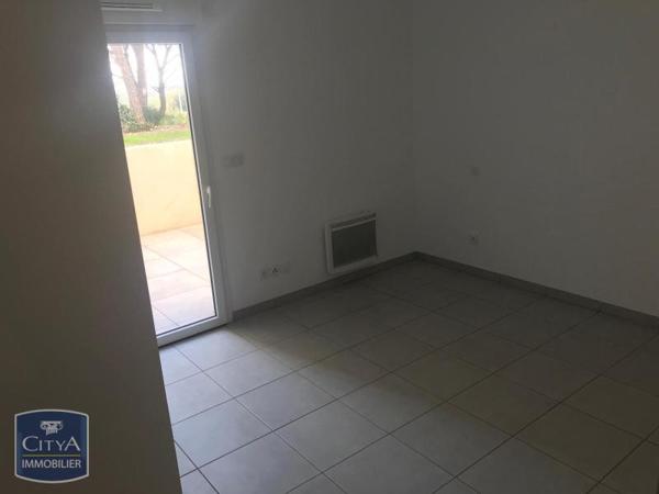 Appartement à louer 3 pièces 66.97m² Fréjus (83600)