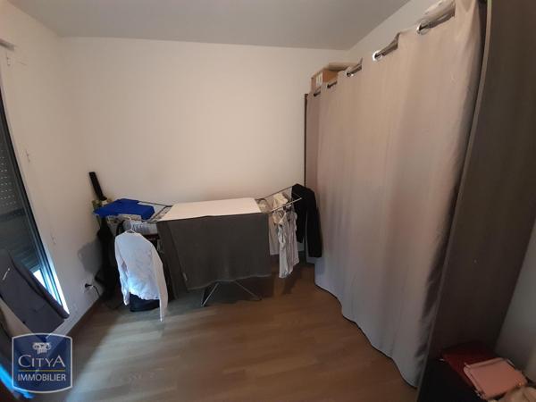 Appartement à louer 4 pièces 74.22m²