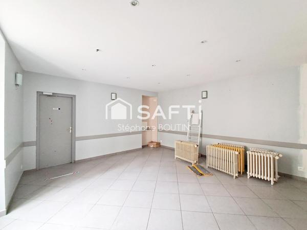 Ancien local commercial avec vaste habitation – Idéal investisseur ou projet de vie