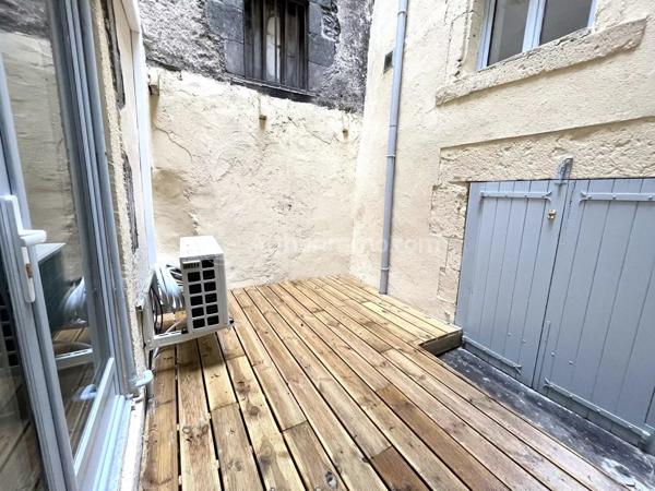 Location                                                      Appartement
                        
                     3 pièces                      36 m2                     à Clermont-Ferrand