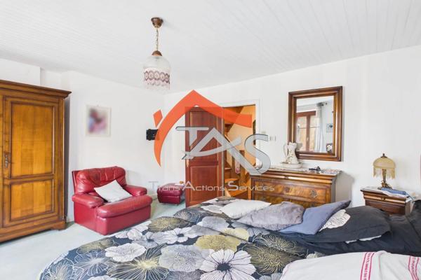 Vente                                                      Maison de ville
                        
                     5 pièces                      109 m2                     à Rive-de-Gier