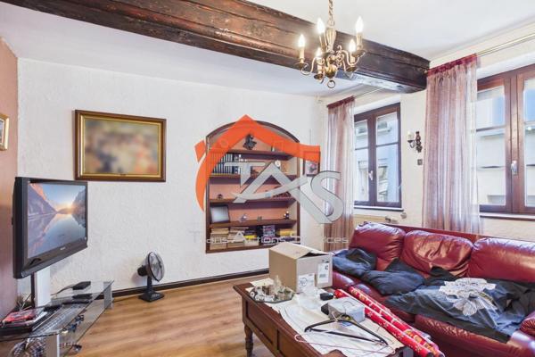 Vente                                                      Maison de ville
                        
                     5 pièces                      109 m2                     à Rive-de-Gier