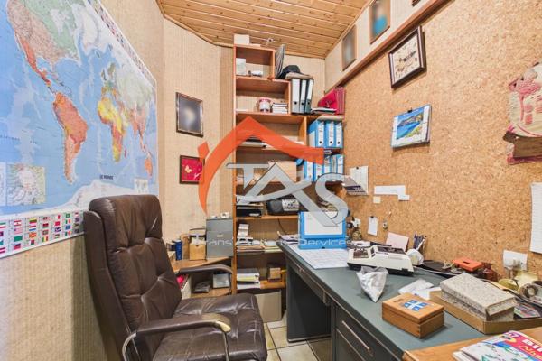 Vente                                                      Maison de ville
                        
                     5 pièces                      109 m2                     à Rive-de-Gier