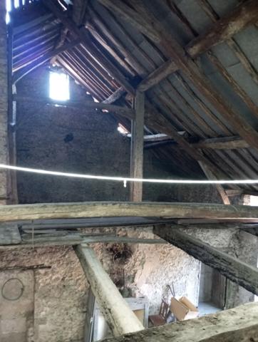 Yenne (73170) CENRE YENNE MAISON DE 550 M² AVEC COUR DE 100 M²