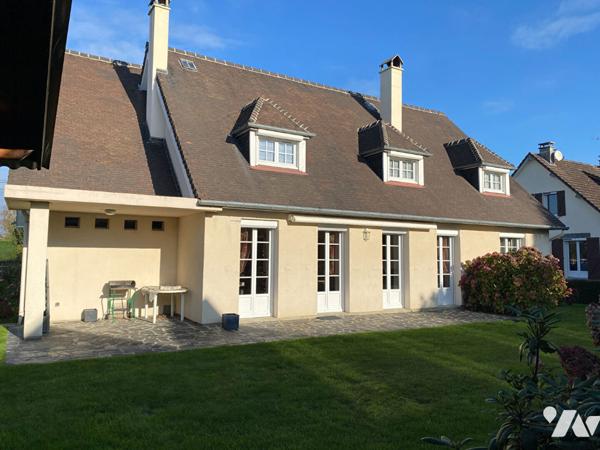 Maison Saint Lo 7 pièce(s) 174.73 m2