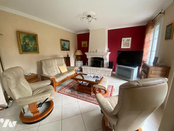 Maison Saint Lo 7 pièce(s) 174.73 m2