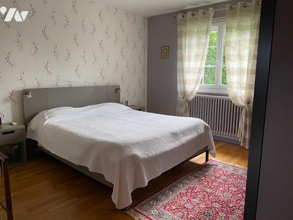 Maison Saint Lo 7 pièce(s) 174.73 m2