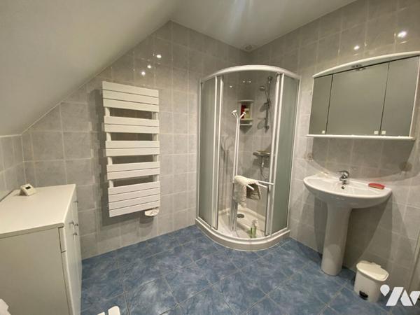 Maison Saint Lo 7 pièce(s) 174.73 m2