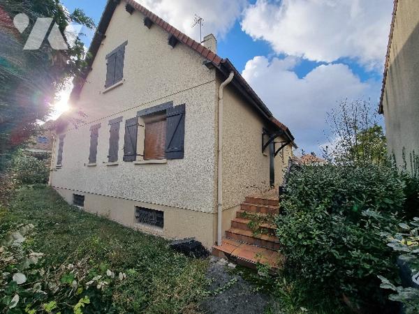 Maison d'habitation en deuxième rang de front de mer.