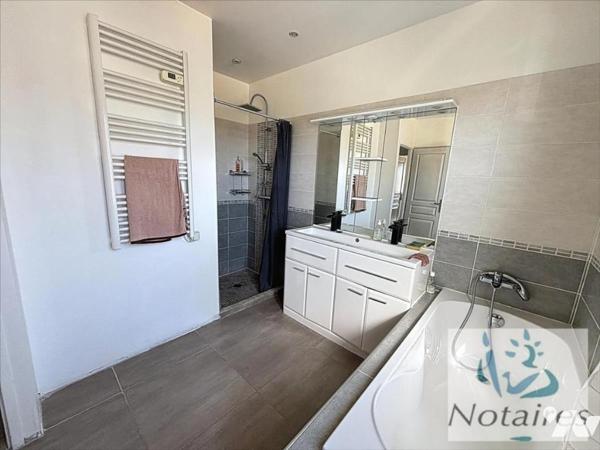 Maison avec T2 indépendant et piscine