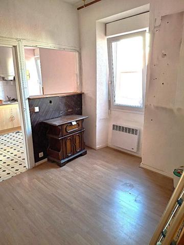 Appartement de caractère type 2 de 21 M2 + galeta ? Coeur historique de Millau