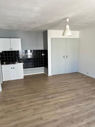 Appartement La Roche Sur Yon 2 pièce(s) 43.52 m2