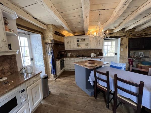 Maison à vendre |  Saint-Pompont |  5 pièces | 136 m²