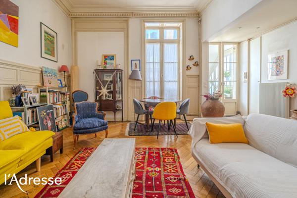 BORDEAUX TRIANGLE D'OR - Appartement de 80m² au calme avec ascenseur