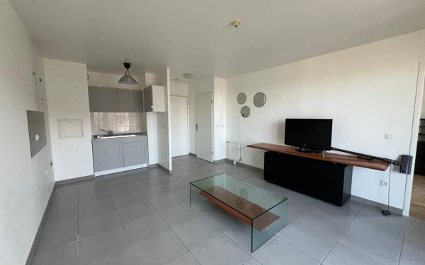 Appartement à vendre    2 pièces • 42 m2 Bussy-Saint-Georges