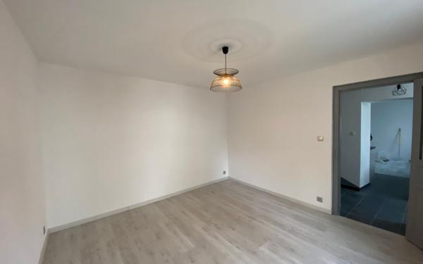 Appartement à louer    2 pièces • 61 m2 Castres