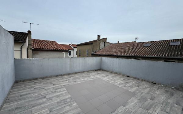 Appartement à louer    2 pièces • 61 m2 Castres