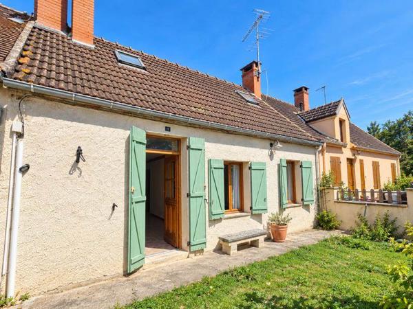 Maison 45 000 € Ainay-le-Vieil 4 p 96 m² DPE D