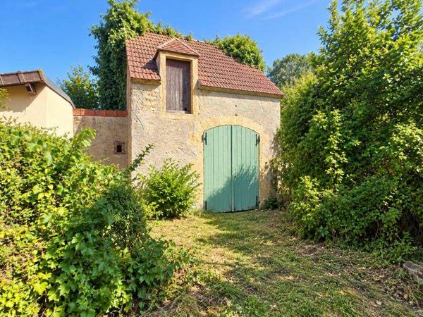 Maison 45 000 € Ainay-le-Vieil 4 p 96 m² DPE D