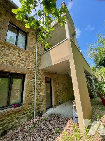 Appartement T1 loué, tout proche de la Gare à Vendre à Lannion (22300) en Côtes-d'Armor (22)
D...