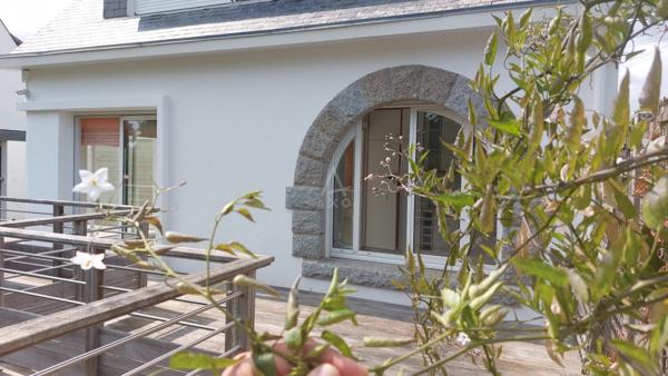 CONCARNEAU - Une maison baignée de lumière, accès direct aux sentiers côtiers