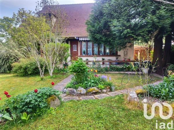 Maison traditionnelle 6 pièces de 148 m² à Milly-la-Forêt (91490)