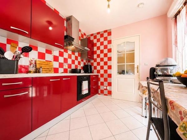 Vente                                                      Maison
                        
                     5 pièces                                         à Fontenay-Trésigny