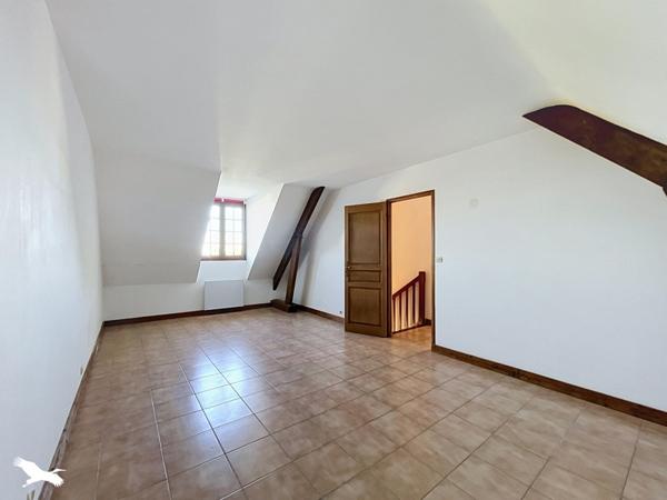 Maison 234 300 € Chinon 5 p 121 m² DPE D