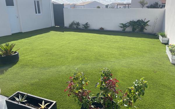 Maison à vendre    4 pièces •  Angliers