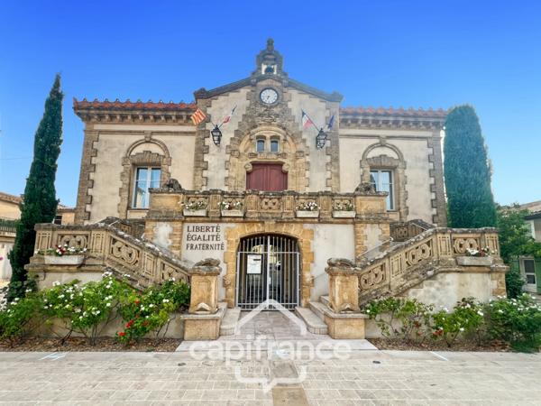 Projet sur Charleval : BAS DE MAISON de 57 m2 ,séjour cuisine , espace dinatoire , salle de bain à créer, garage .