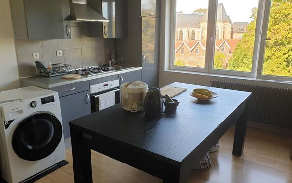 Appartement à louer    2 pièces •  Hazebrouck