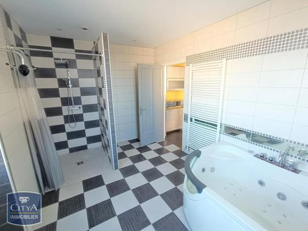 Maison à vendre 7 pièces 230m²