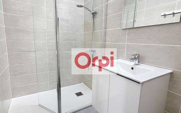 Immeuble à vendre    10 pièces •  Perpignan