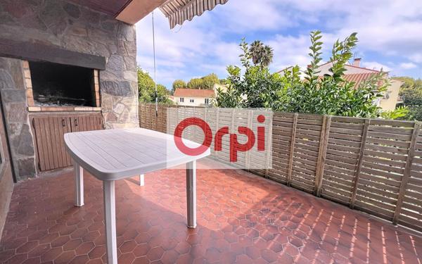 Immeuble à vendre    10 pièces •  Perpignan