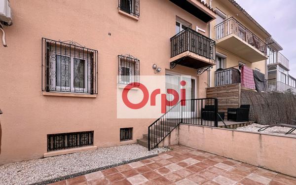 Immeuble à vendre    10 pièces •  Perpignan