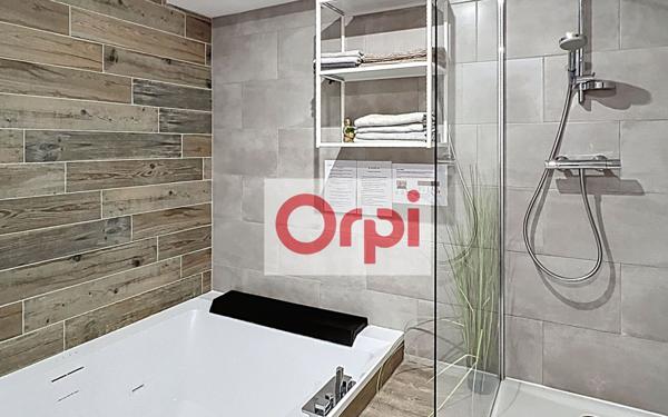 Immeuble à vendre    10 pièces •  Perpignan