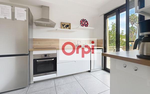 Immeuble à vendre    10 pièces •  Perpignan