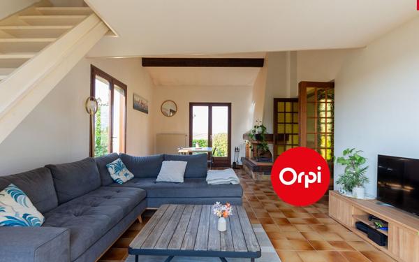 Maison à vendre    5 pièces • 179 m2 Saint-Priest