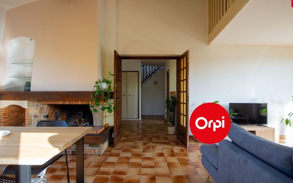 Maison à vendre    5 pièces • 179 m2 Saint-Priest