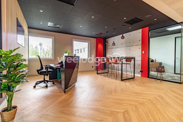 Local commercial à louer 1 pièces de 25 m² à Osny