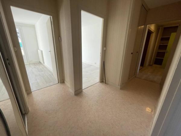 Appartement avec terrasse au centre de LOUDUN