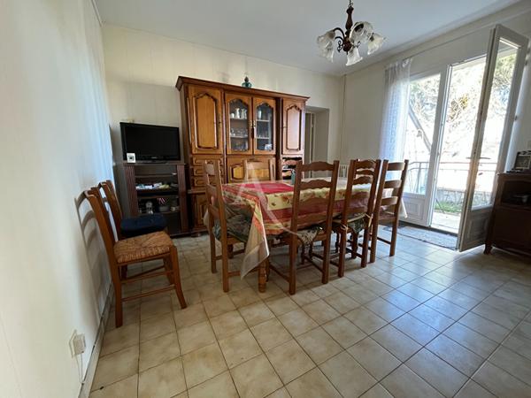 MAISON DE VILLE - 15mn TOURS