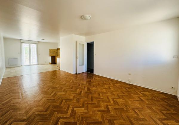 Maison 4 pièce(s) 2 chambre(s) 74 m²