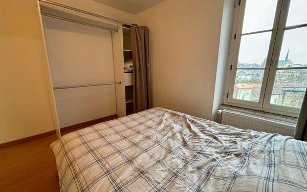 Appartement à louer    2 pièces • 30 m2 Poitiers