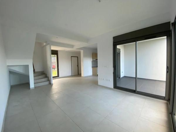 Maison à vendre 4 pièces 86.31m² L'Étang-Salé (97427)