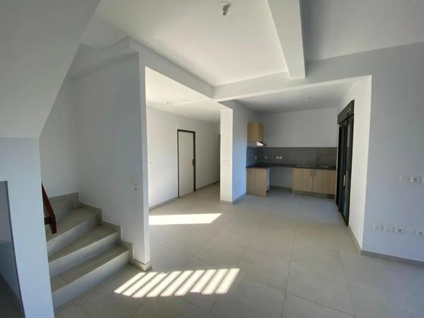 Maison à vendre 4 pièces 86.31m² L'Étang-Salé (97427)